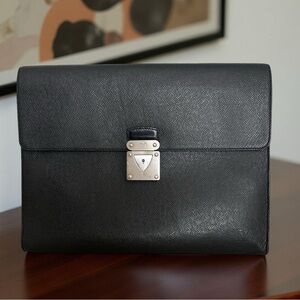 Louis Vuitton Executive Portfolio